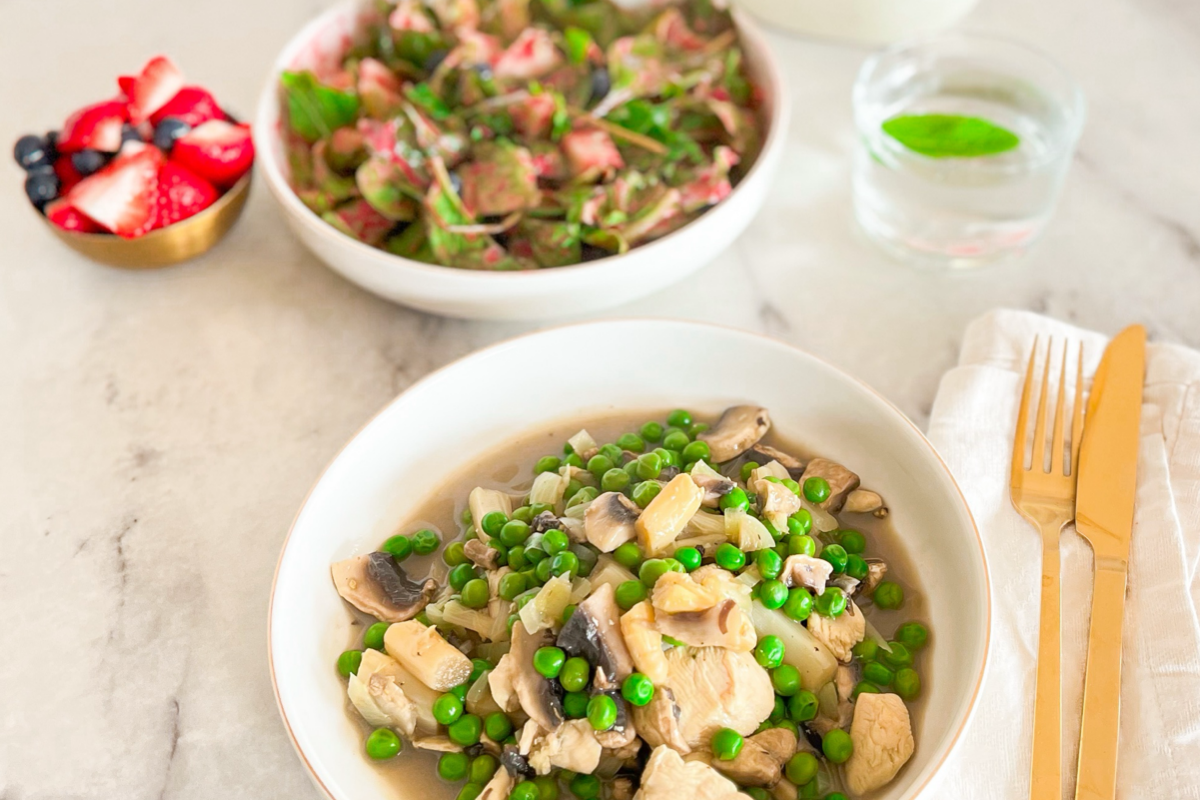 Detox Meal mit Gemüse & Protein: Leichtes Hühnerfrikassee